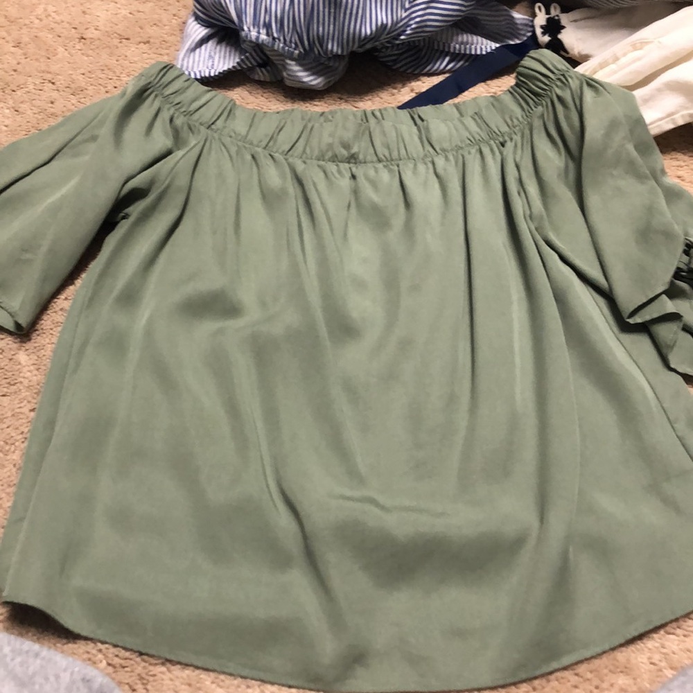Sage Off shoulder top